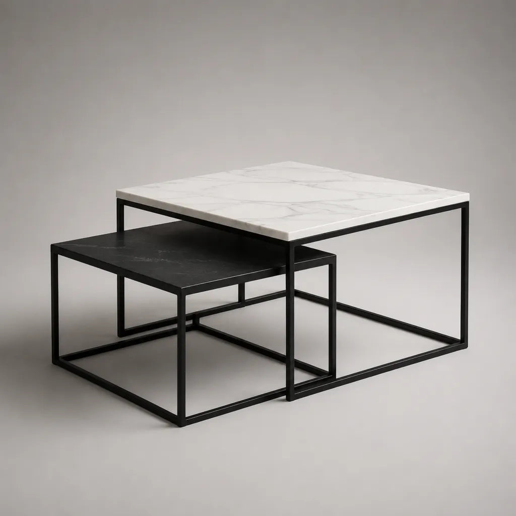 2-teiliges quadratisches Couchtisch-Set aus MDF und pulverbeschichtetem Stahl, Weiß marmoriert/Schwarz, 70 × 70 × 45 cm und 60 × 60 × 35 cm